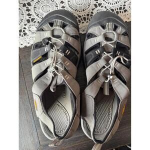 Men's Keen Newport H2 sandals size 13 in excellent condition